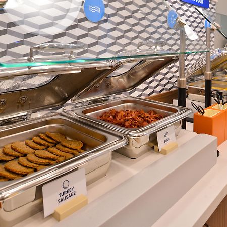 Holiday Inn Express Hotel & Suites Defiance By Ihg Exteriör bild